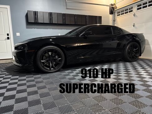 Used 2014 Chevrolet Camaro SS w/ RS Package RWD image 1