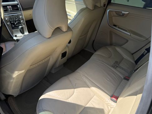 Used 2010 Volvo XC60 3.2 image 8