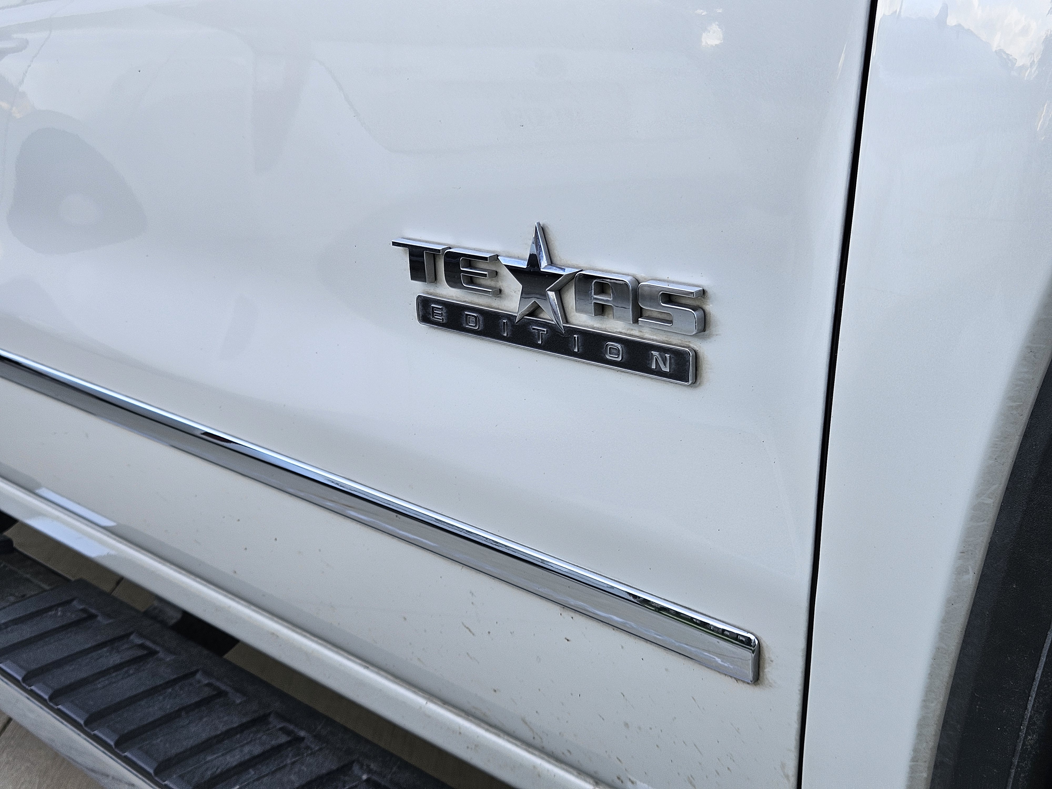 Used 2018 GMC Sierra 1500 SLT w/ Texas SLT Premium Package RWD image 8