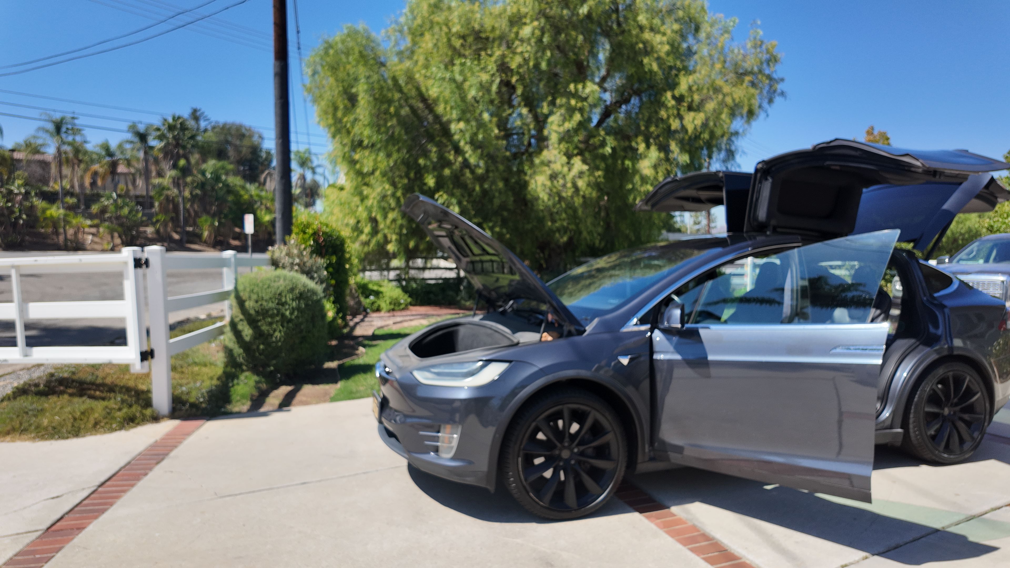 Used 2019 Tesla Model X AWD/4WD image 11