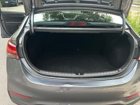 Used 2019 Hyundai Accent SE FWD image 6