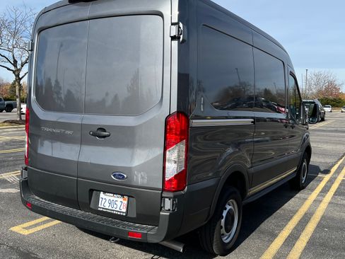 Used 2023 Ford Transit 250 Medium Roof image 12