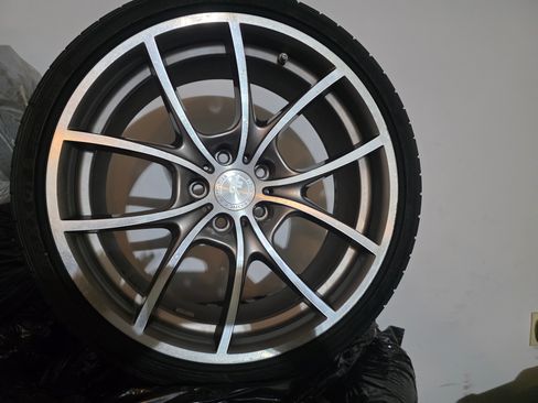 Used 2011 Jaguar XJ L image 12