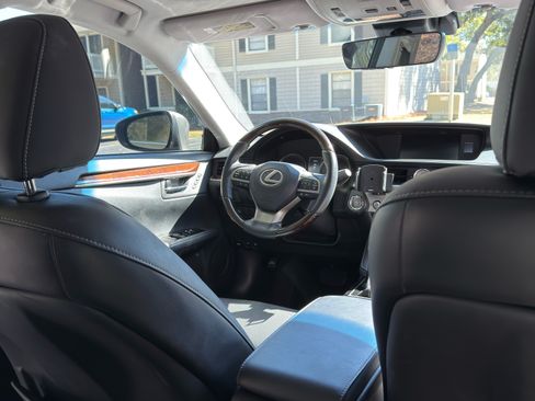 Used 2017 Lexus ES 350 image 8