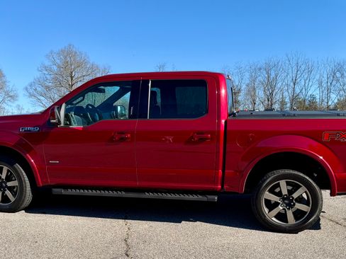 Used 2017 Ford F150 Lariat w/ Equipment Group 502A Luxury image 2