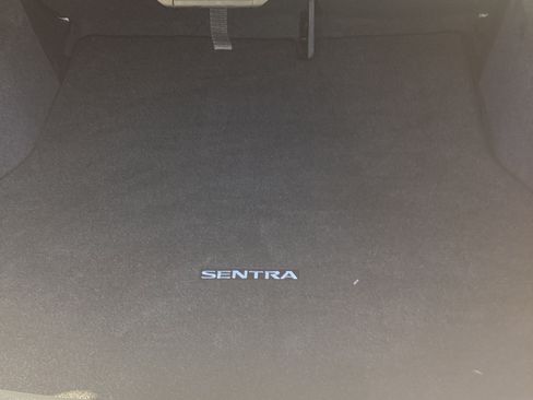 Used 2019 Nissan Sentra SV image 11