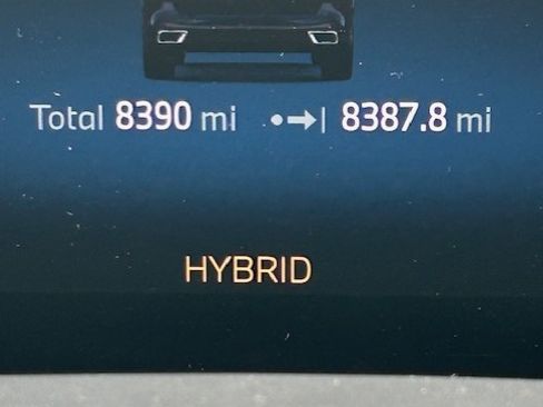 Used 2025 BMW X5 xDrive50e w/ M Sport Package image 16