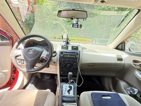 Used 2010 Toyota Corolla LE w/ LE EVP Pkg #1 FWD image 15