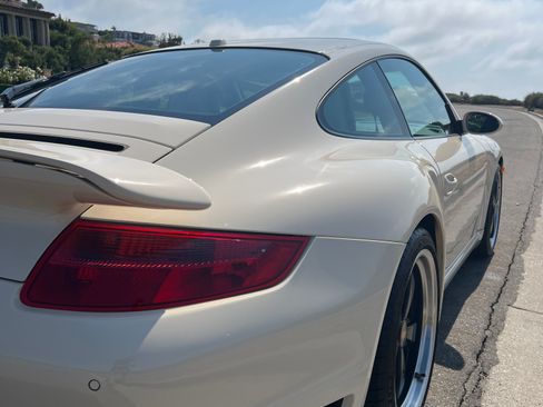 Used 2009 Porsche 911 Turbo image 15