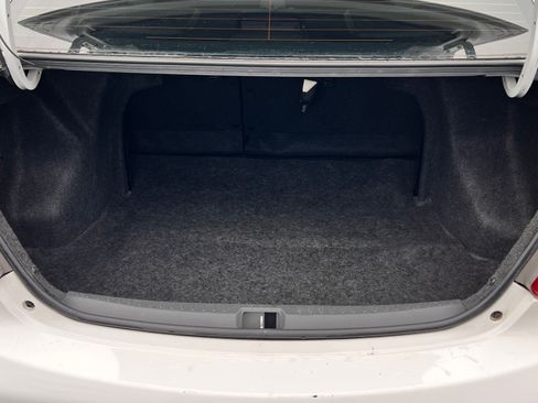 Used 2012 Toyota Yaris Sedan image 10