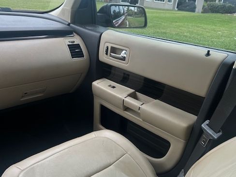 Used 2014 Ford Flex SEL w/ Equipment Group 202A image 19