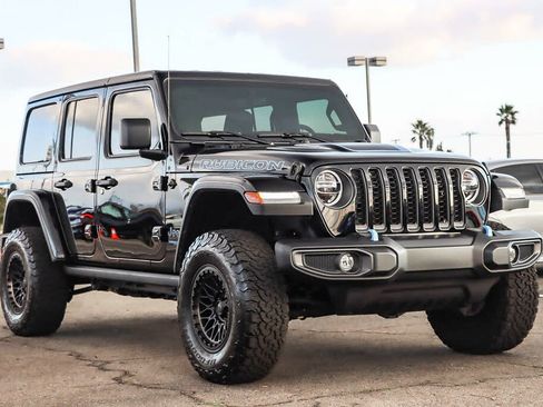 Used 2022 Jeep Wrangler Unlimited Rubicon 4xe w/ Safety Group image 2