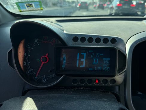 Used 2015 Chevrolet Sonic LTZ image 13