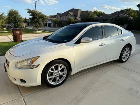 Used 2013 Nissan Maxima 3.5 SV w/ Premium Pkg FWD image 4