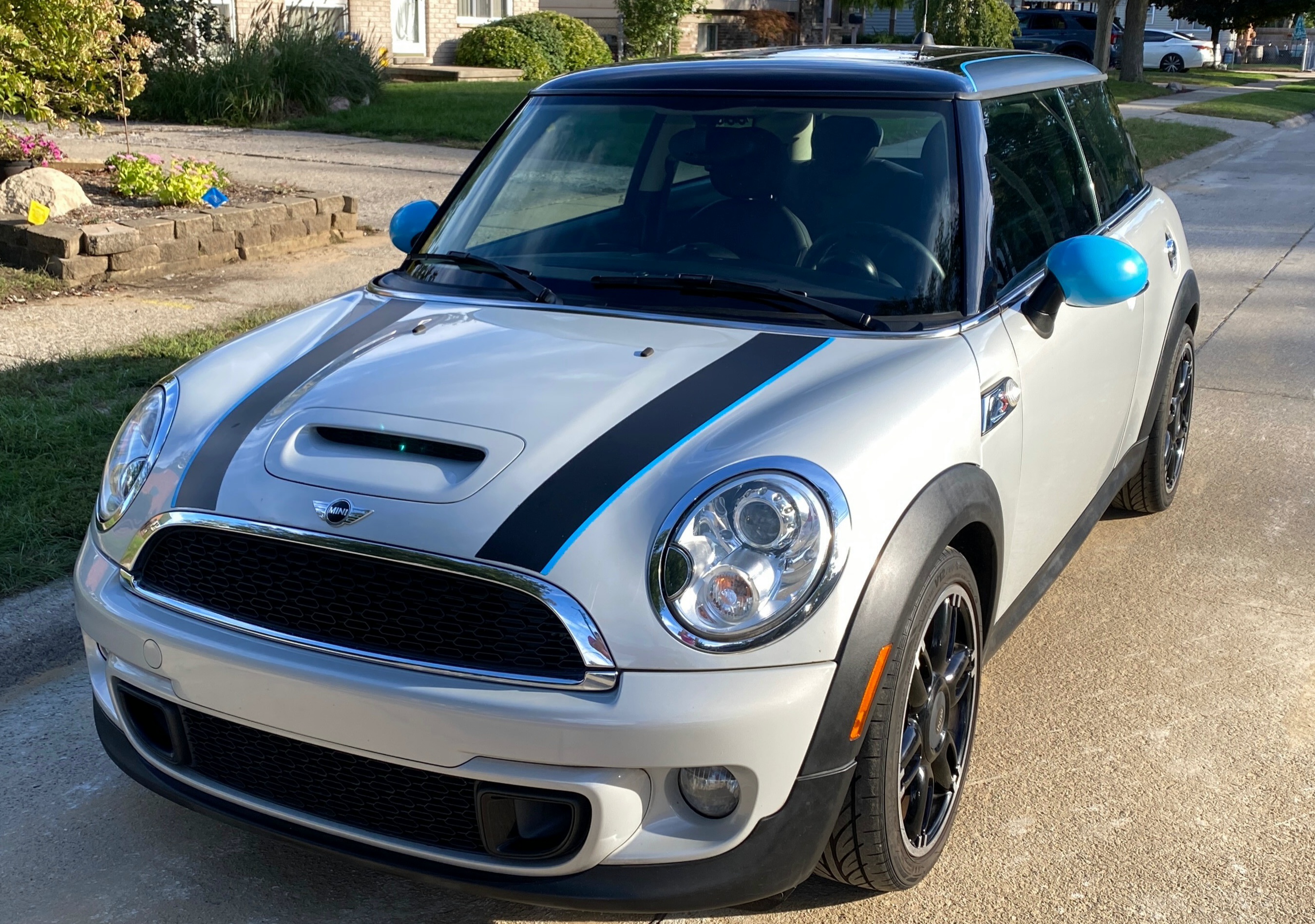 Used 2013 MINI Cooper S FWD image 2