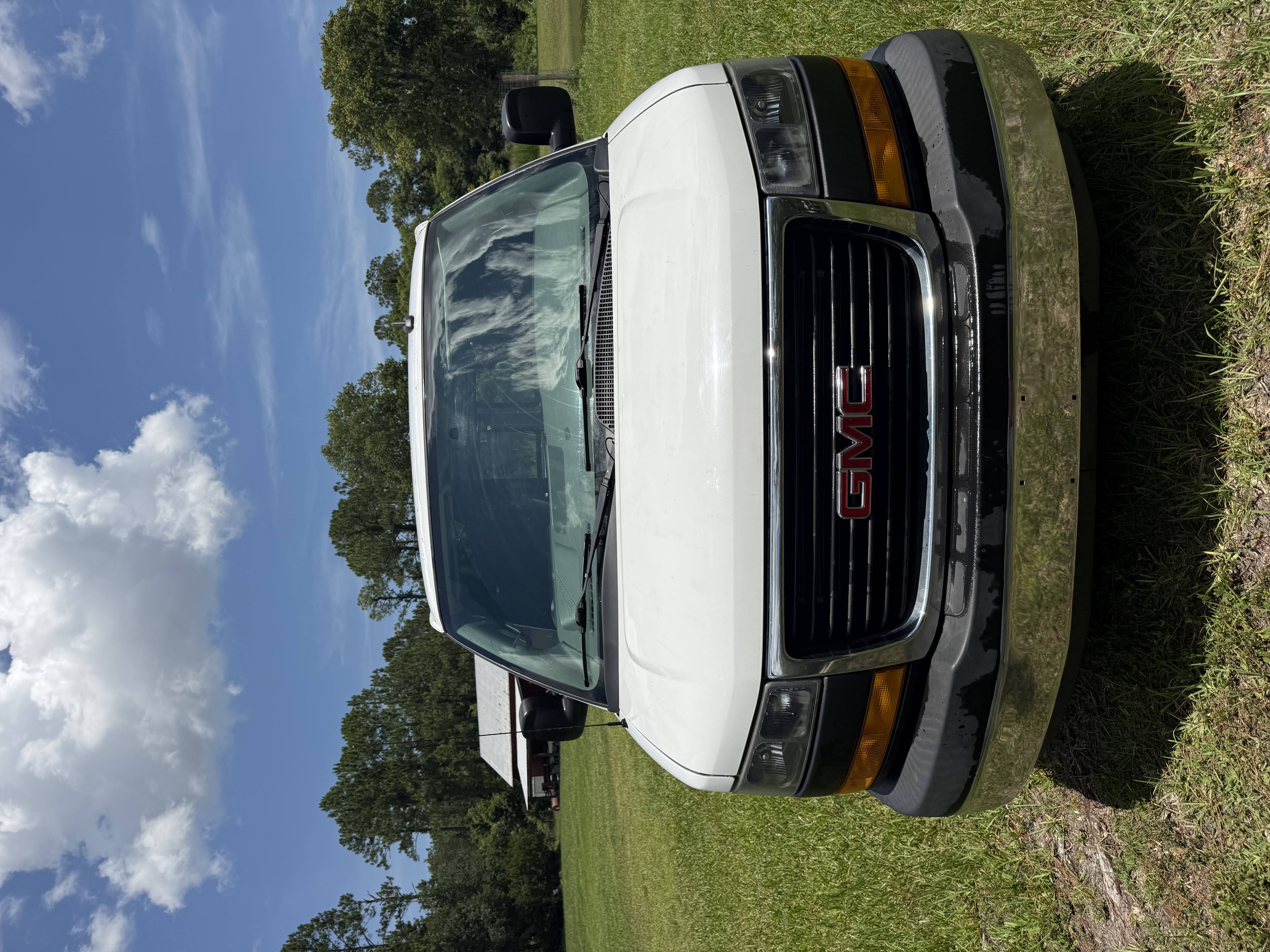 Used 2019 GMC Savana 2500 w/ Driver Convenience Package RWD image 2
