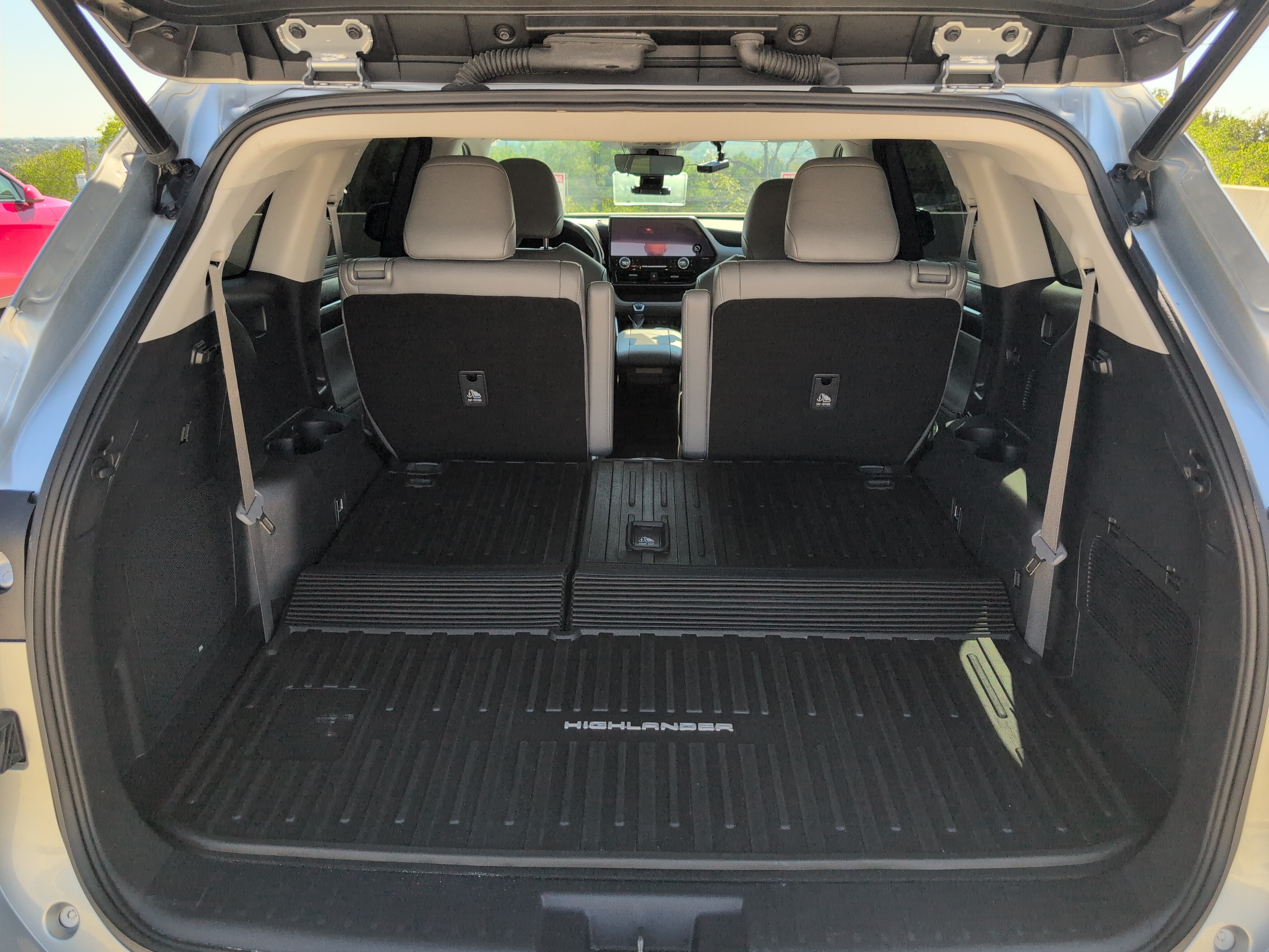 Used 2023 Toyota Highlander Limited FWD image 23
