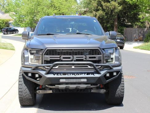 Used 2020 Ford F150 Raptor w/ Equipment Group 802A Luxury image 9