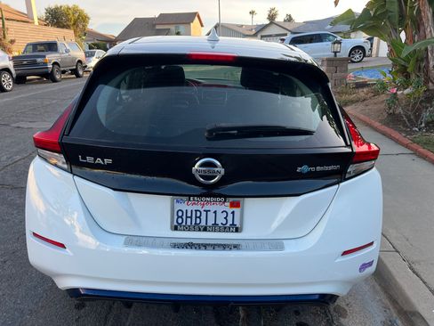 Used 2019 Nissan Leaf S w/ S Charge Package image 5