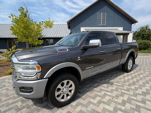 Used 2020 RAM 2500 Laramie AWD/4WD image 9