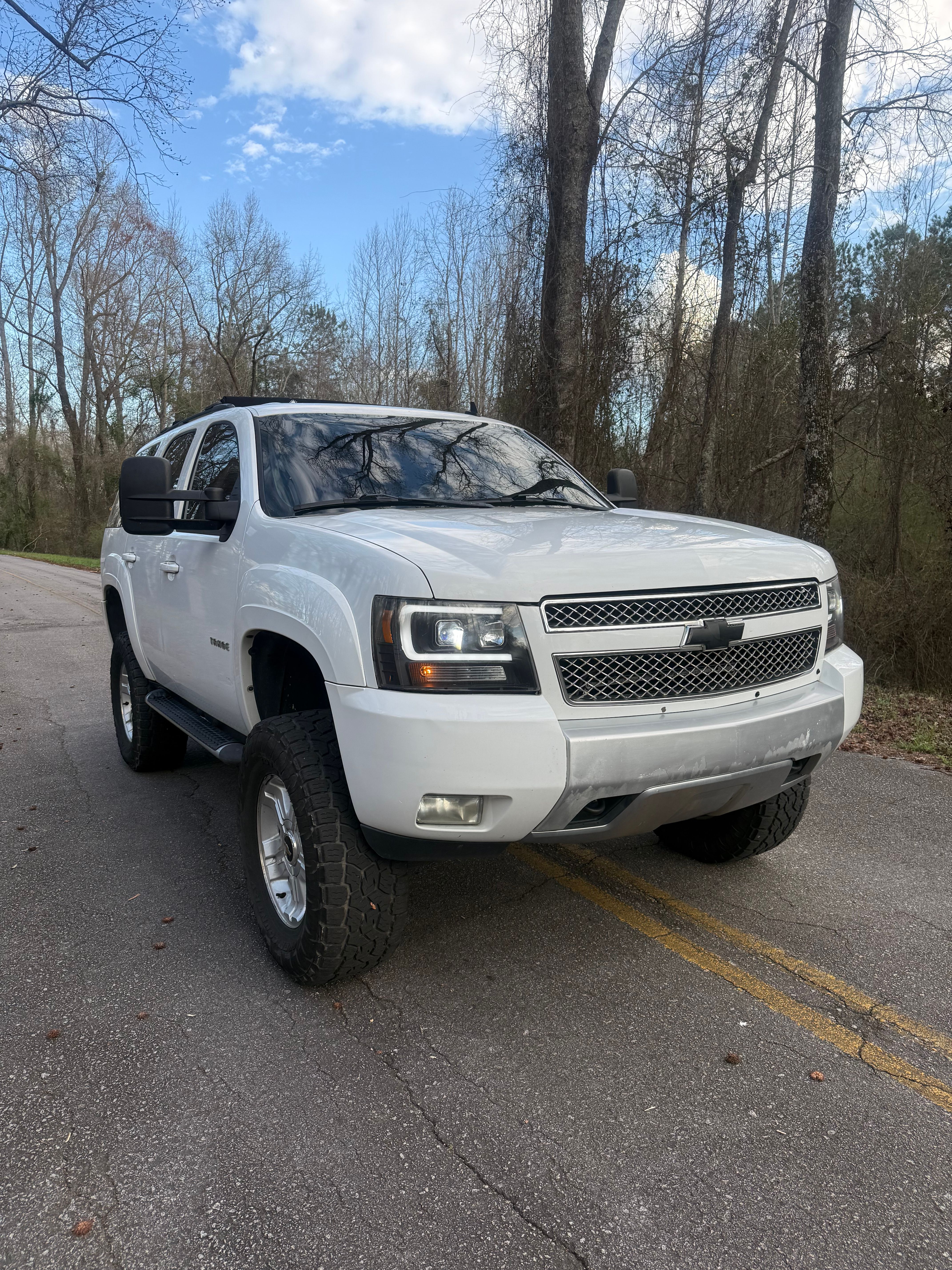 Used 2010 Chevrolet Tahoe LT w/ Luxury Package AWD/4WD image 1