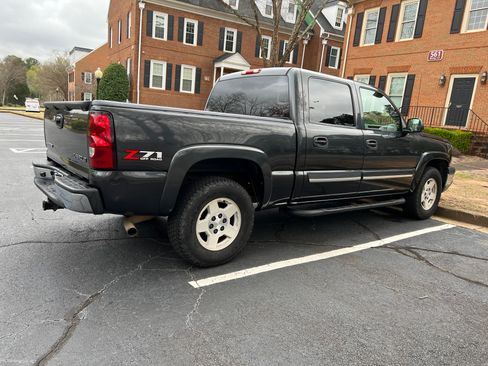 Used 2004 Chevrolet Silverado 1500 4x4 Crew Cab w/ Z71 Convenience Package 2 image 5