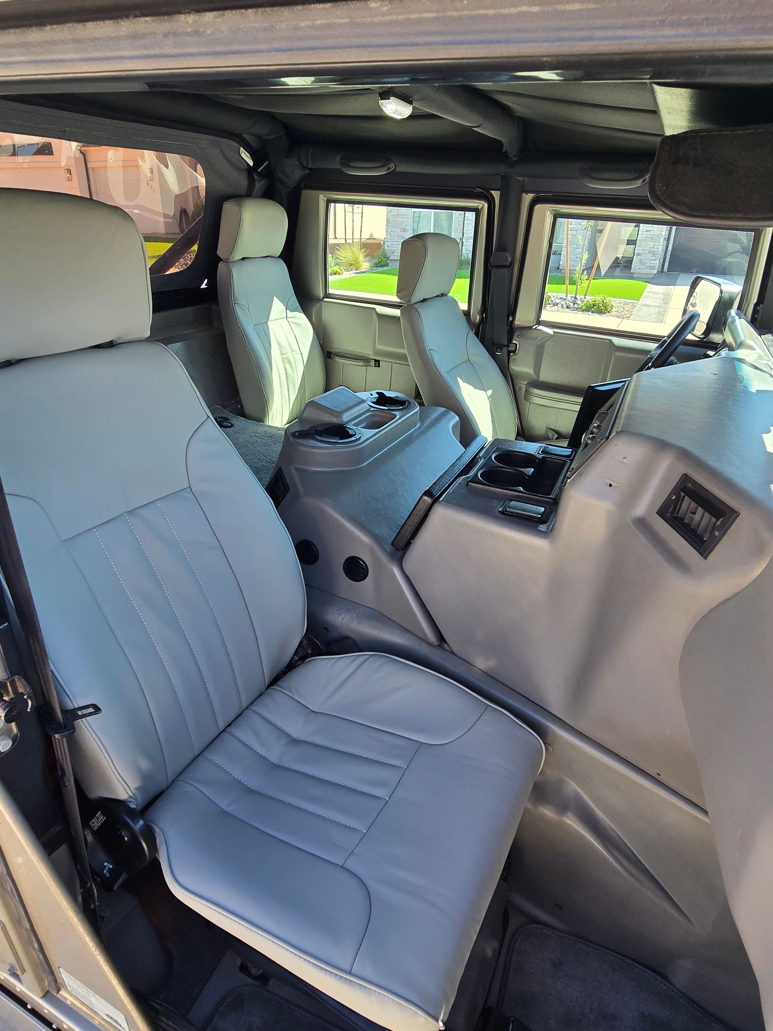 Used 2001 HUMMER H1 4-Door Open Top AWD/4WD image 18