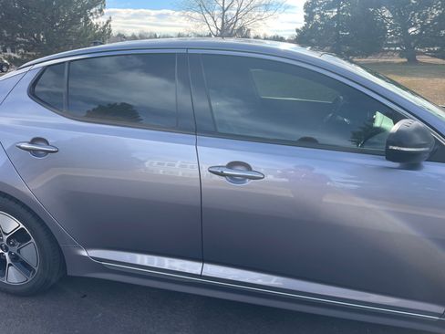 Used 2011 Kia Optima EX w/ Hybrid Premium Technology Pkg image 8