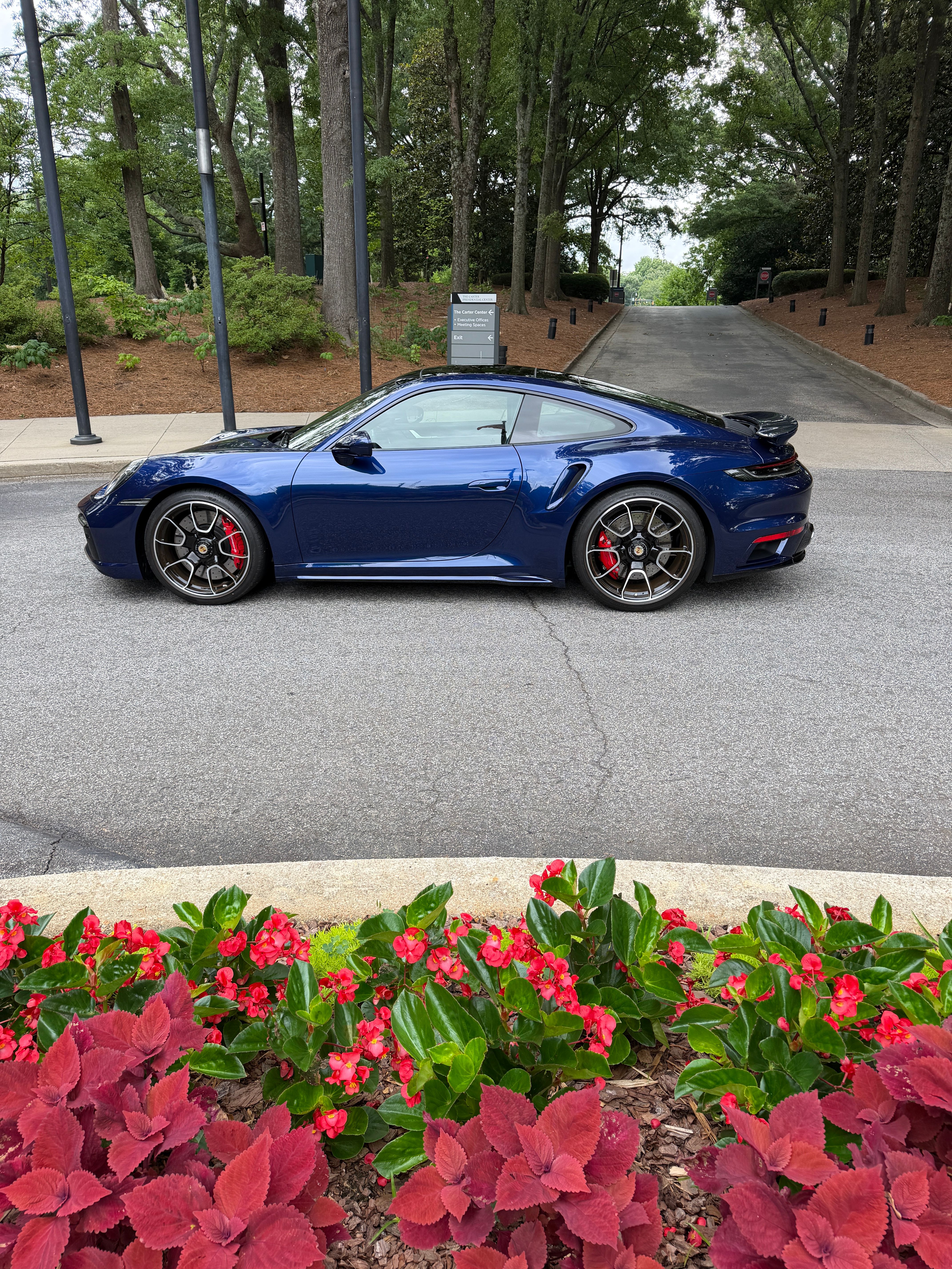 Used 2023 Porsche 911 Turbo AWD/4WD image 2