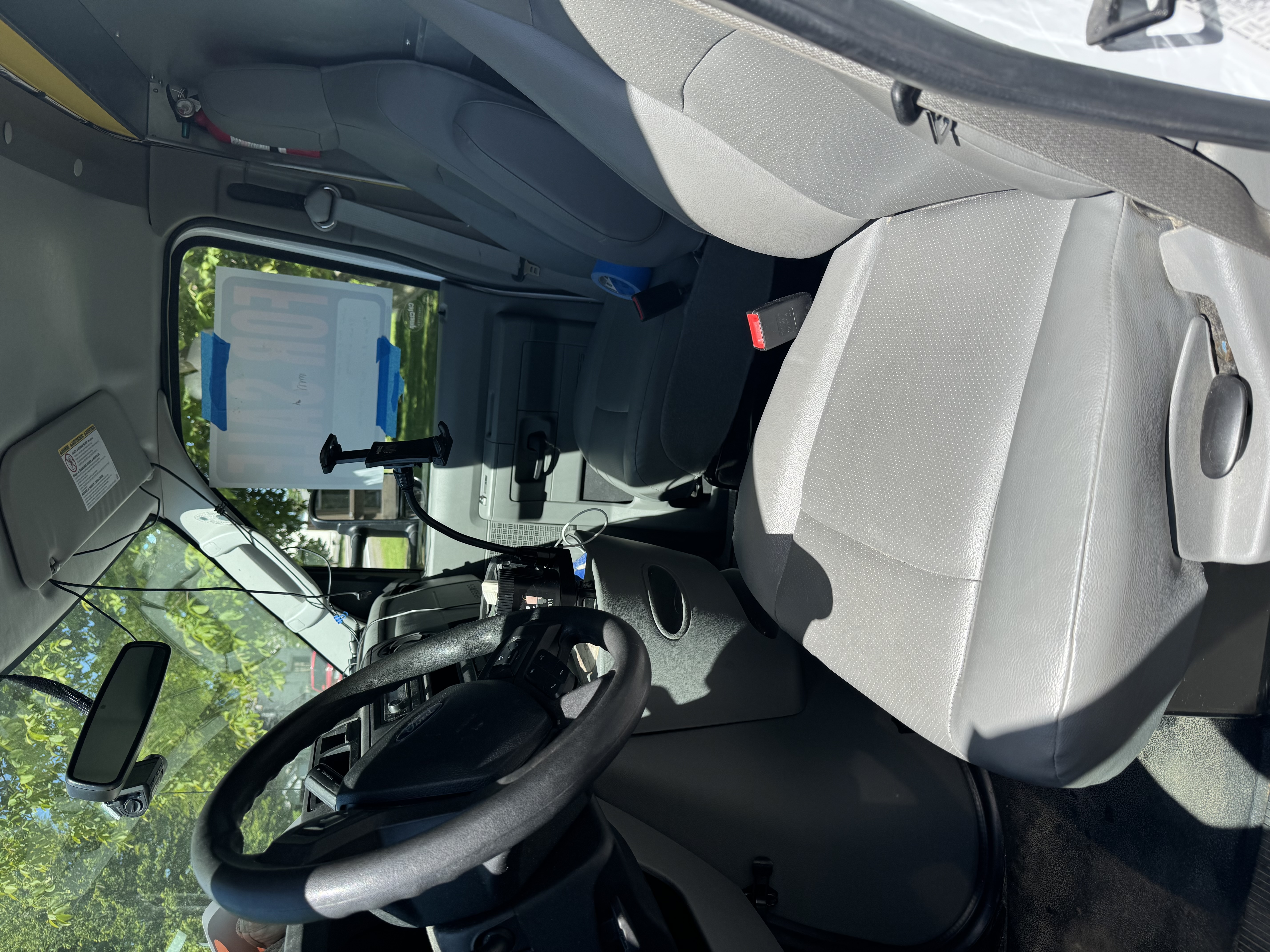 Used 2022 Ford E-350 and Econoline 350 Super Duty w/ Power Windows & Locks Group RWD image 13