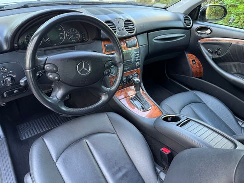 Used 2006 Mercedes-Benz CLK 350 Coupe image 8