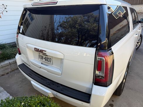 Used 2015 GMC Yukon XL SLT w/ Open Road Package image 5