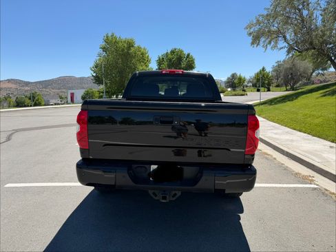 Used 2017 Toyota Tundra SR5 w/ TRD Off Road Package AWD/4WD image 4