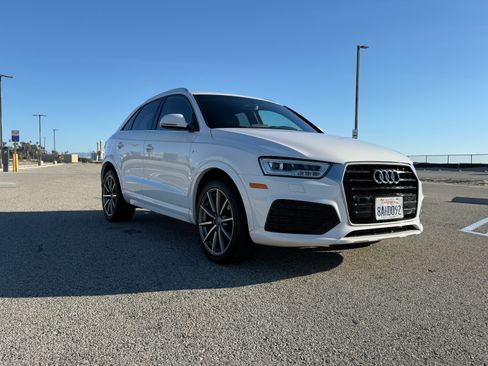 Used 2018 Audi Q3 2.0T Premium Plus w/ Premium Plus Package image 6