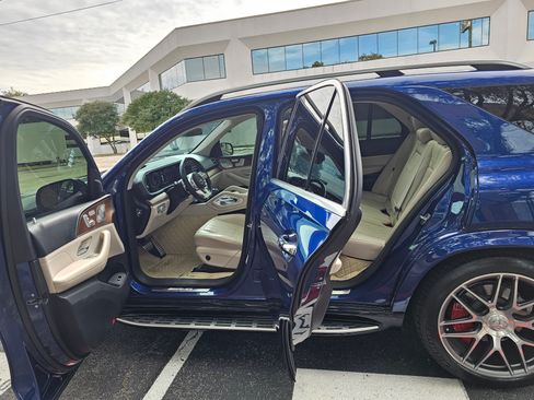 Used 2021 Mercedes-Benz GLE 53 AMG 4MATIC image 4