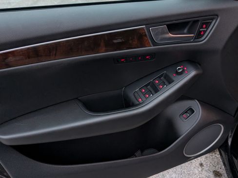 Used 2011 Audi Q5 2.0T Premium Plus image 26