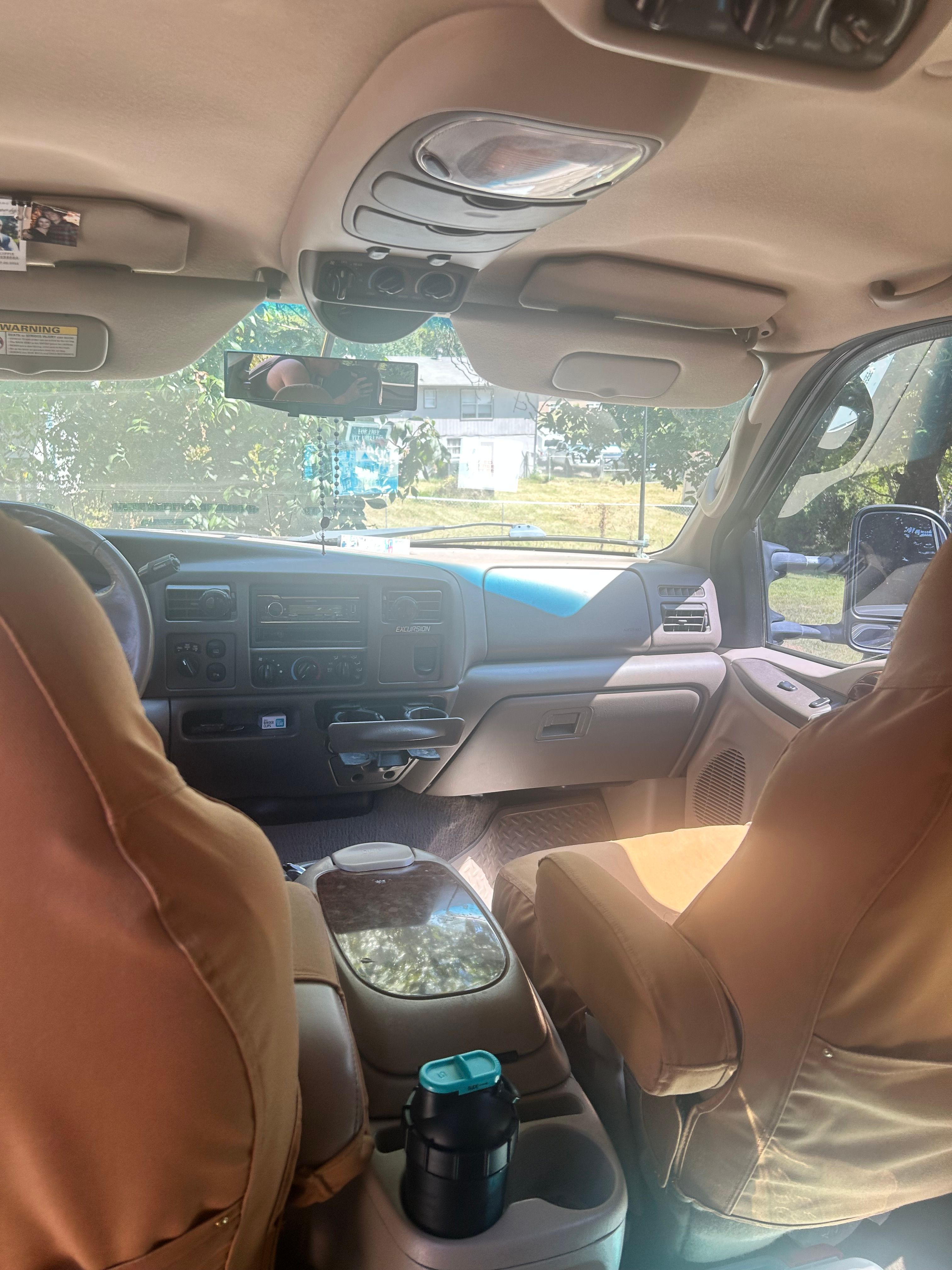 Used 2000 Ford Excursion Limited AWD/4WD image 13
