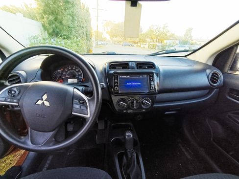 Used 2019 Mitsubishi Mirage ES image 2