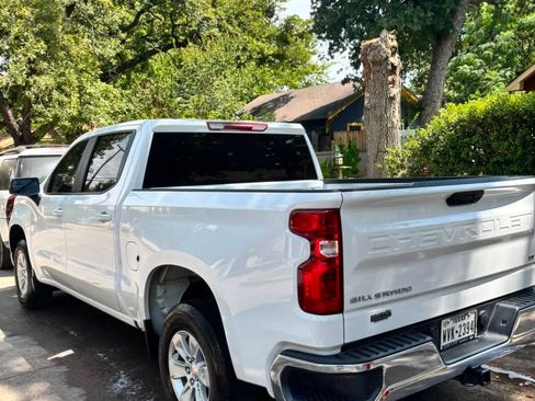 Used 2025 Chevrolet Silverado 1500 LT RWD image 2