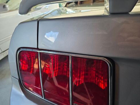 Used 2005 Ford Mustang GT Premium image 23