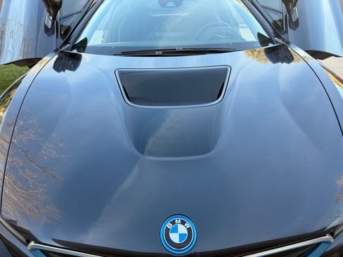 Used 2016 BMW i8 AWD/4WD image 2