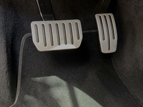 Used 2020 Tesla Model X Long Range image 12