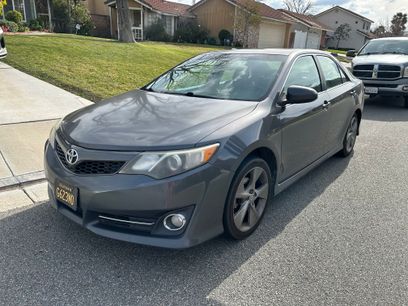 Used 2013 Toyota Camry SE w/ Convenience Pkg