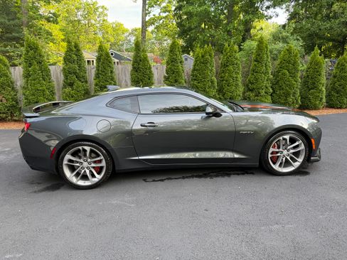 Used 2017 Chevrolet Camaro SS w/ 50th Anniversary Edition RWD image 4