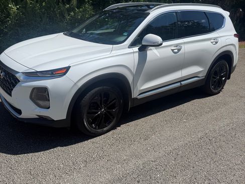 Used 2020 Hyundai Santa Fe SEL FWD image 2