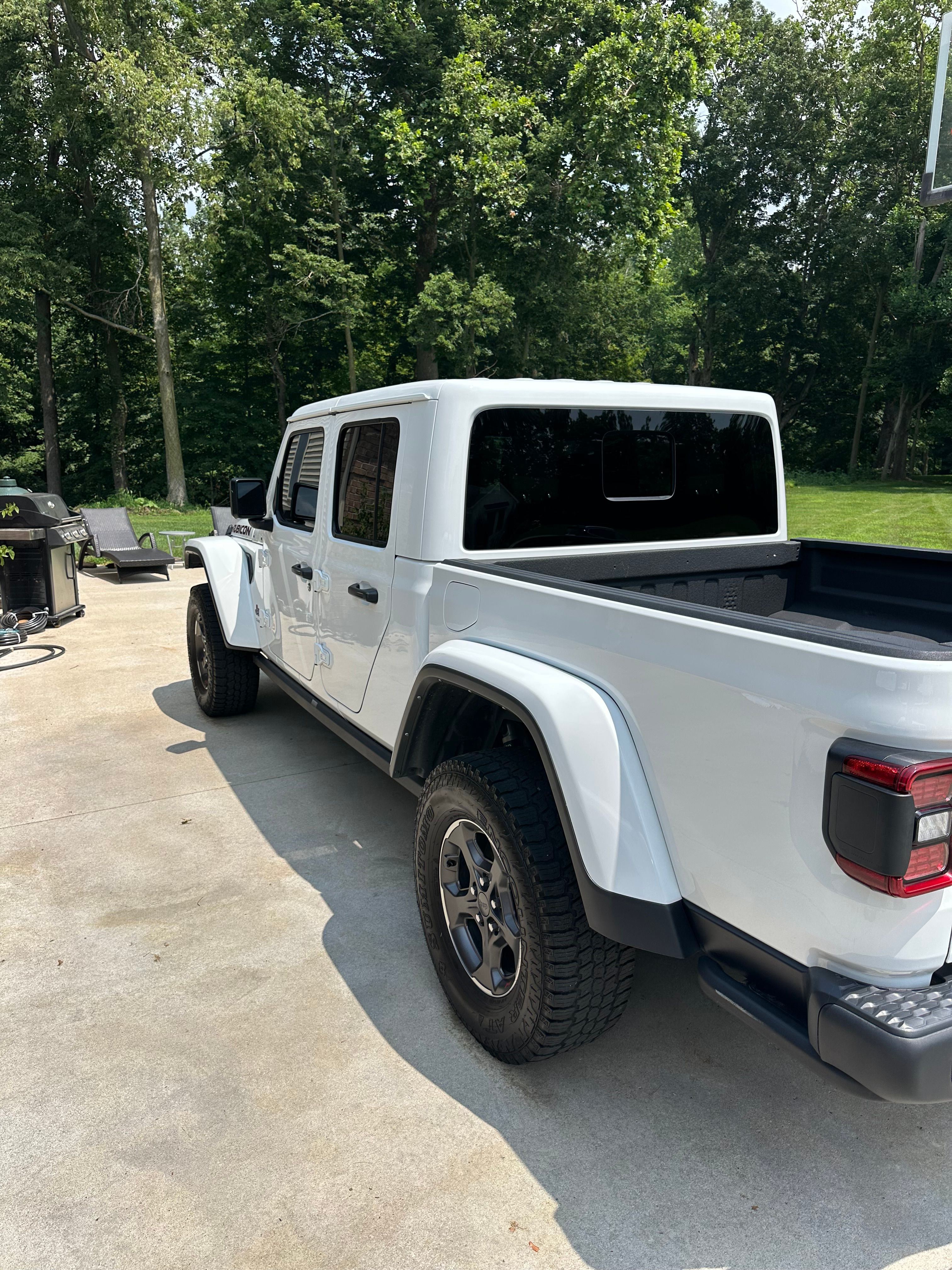 Used 2022 Jeep Gladiator Rubicon w/ LED Lighting Group AWD/4WD image 4