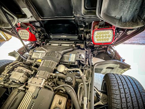 Used 1992 Chevrolet Corvette Convertible image 23