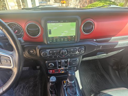 Used 2019 Jeep Wrangler Unlimited Rubicon image 9