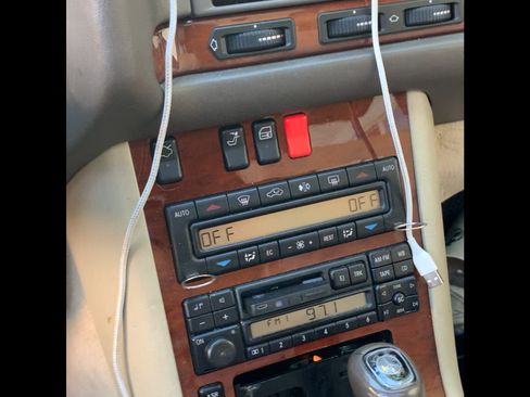 Used 1997 Mercedes-Benz S 320 image 6