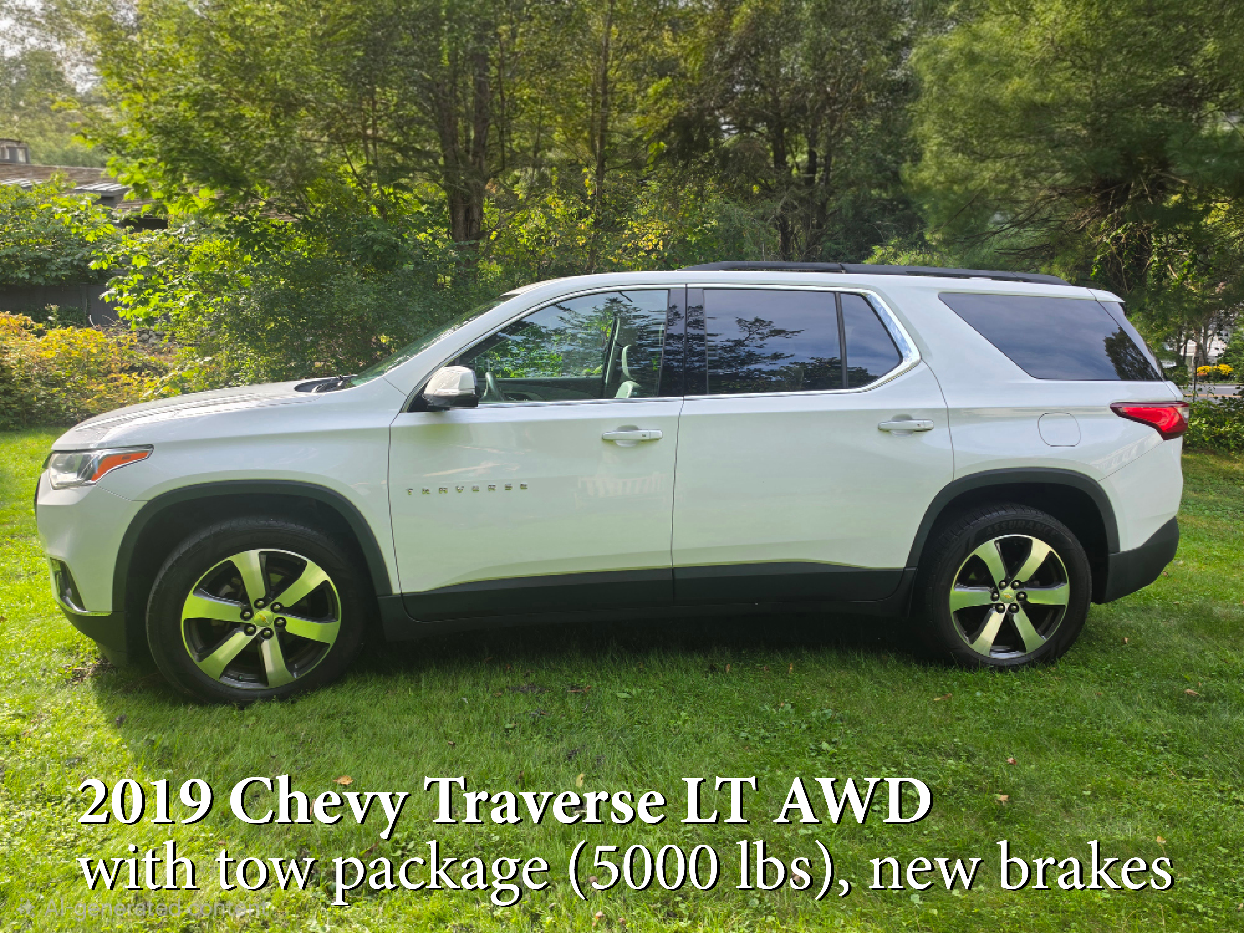 Used 2019 Chevrolet Traverse LT w/ LT Premium Package AWD/4WD image 1